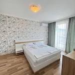 Olymp Apart-complex 4*